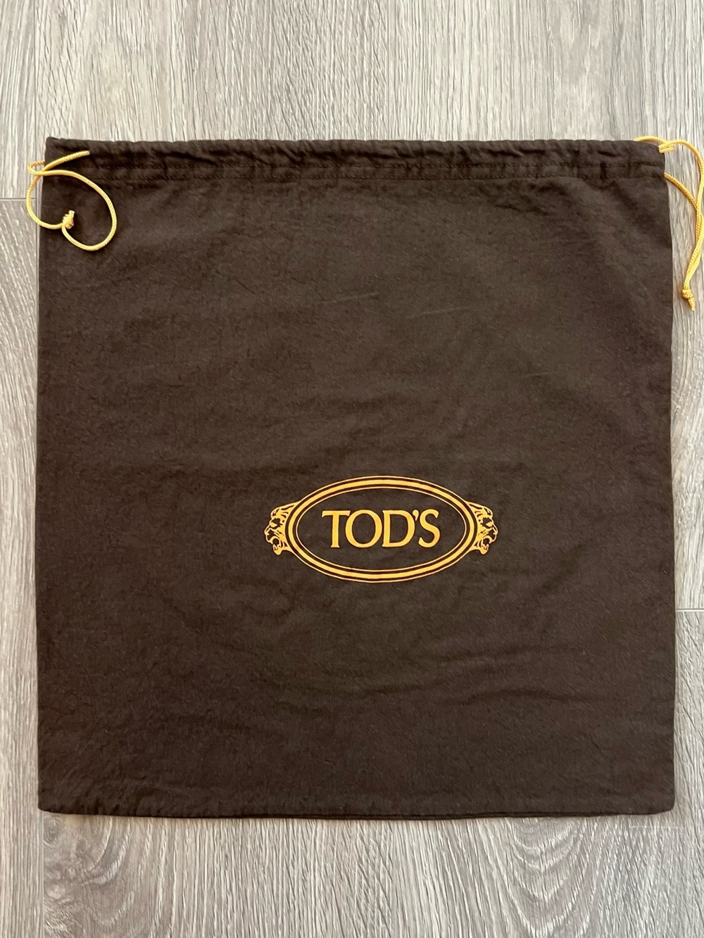 Tod’s dust bag (C426)